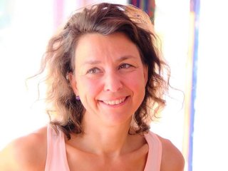 - Hatha Yoga - ST Jean de Tholome -