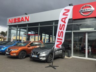 Nissan Segny Automobile